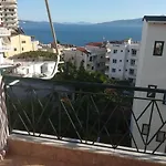 Irina شقة